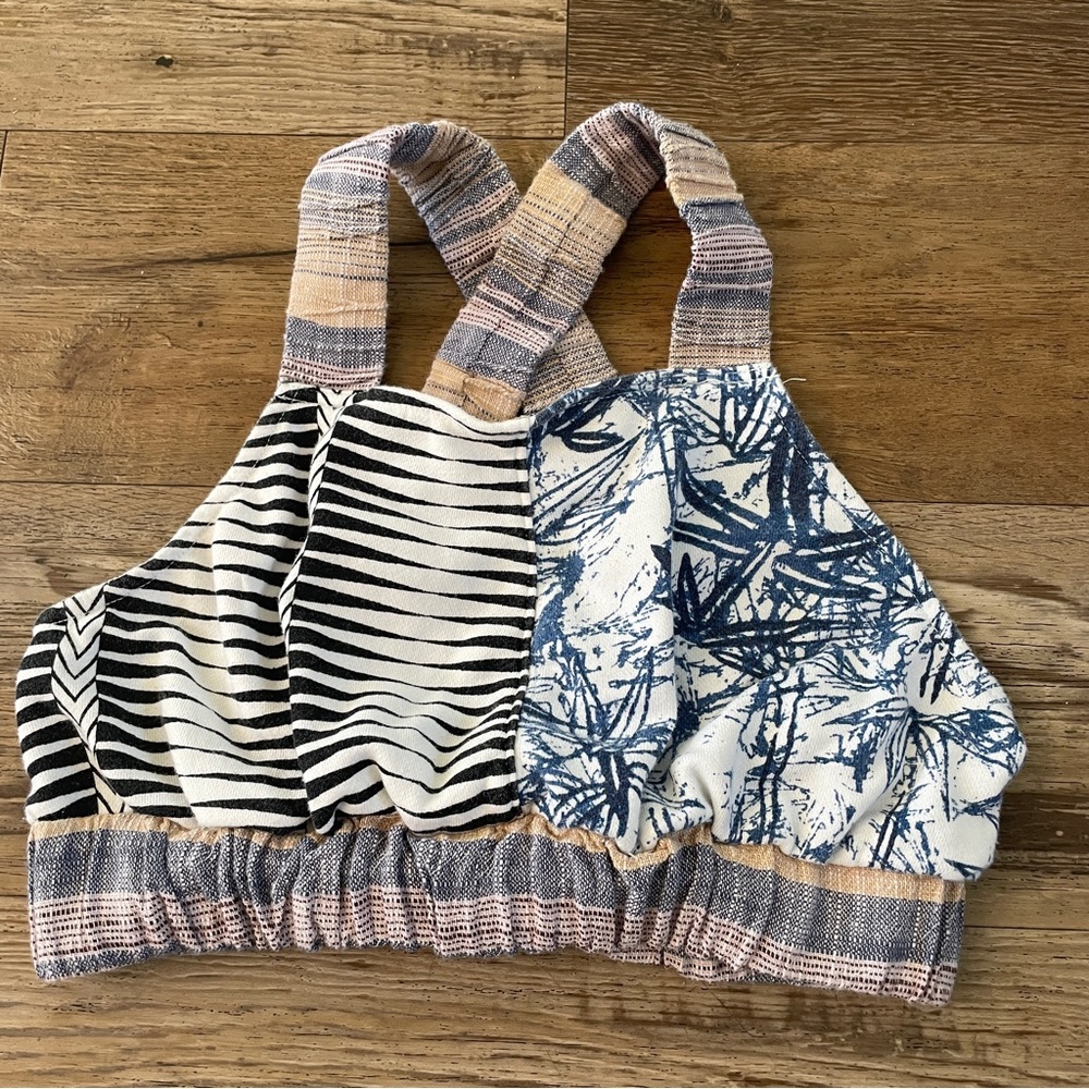 Urban Outfitters crop tank top S - Picture 1 of 5